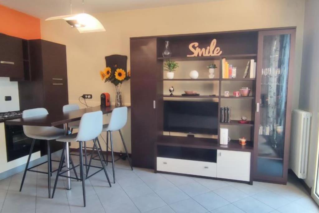 Glamour House, Comoda A Tutti I Servizi Parma